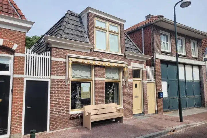 Vrijstaande woning te koop: Oostersingel 30, Dokkum binnen de Bolwerken Dokkum