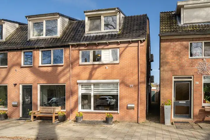 Corner house for sale: Oosterstraat 77, Ribbelt-Ribbelerbrink Enschede