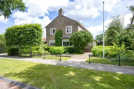 Vrijstaande woning te koop: Oosterwoldseweg 1, Haulerwijk-Sinnehiem Haulerwijk