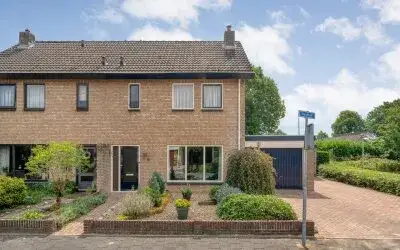 Corner house for sale: Oosthof 2, Baalder Hardenberg