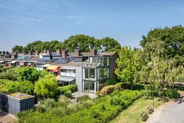 Corner house for sale: Oostkeetshaven 18, Veerplein - Oostkeetshaven Zwijndrecht