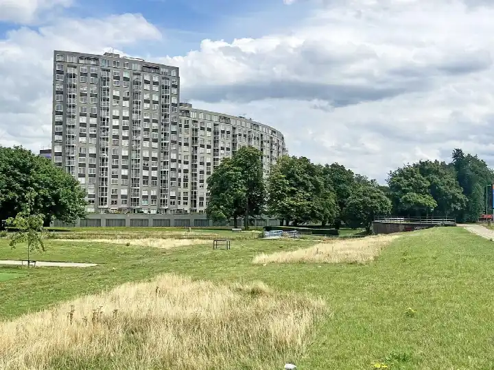 Appartement te koop: Oostmaaslaan 672, Struisenburg Rotterdam