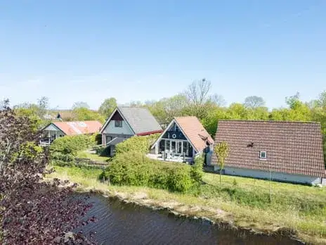 Vrijstaande woning te koop: Oostmahorn 144, Oostmahorn Eanjum