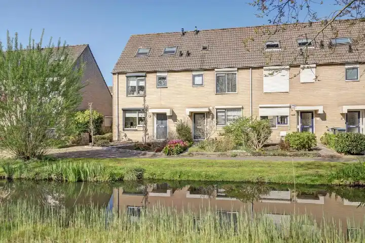 Terraced house for sale: Oostmolenpad 61, Molenbuurt Gouda
