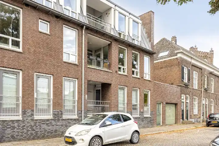 Apartment for sale: Oostwal 36L, De Hofstad 'S-Hertogenbosch