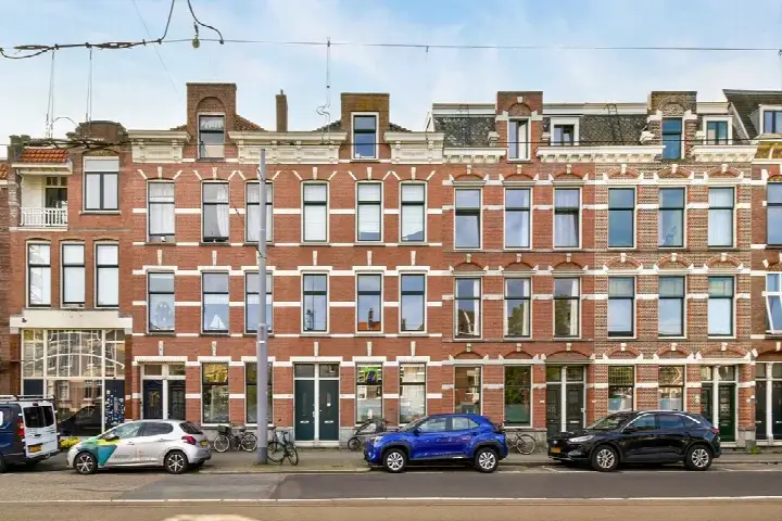 Apartment for sale: Oostzeedijk 44A-01, Struisenburg Rotterdam