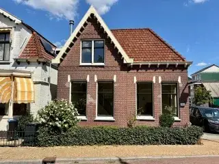 Home for rent: Oostzijde, Rosmolenbuurt West Zaandam