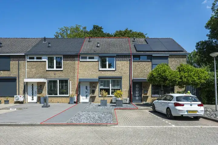Terraced house for sale: Op de Knip 179, Terwinselen Kerkrade