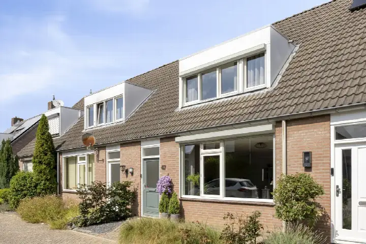Tussenwoning te koop: Op den Toum 47, Kern Haelen Haelen