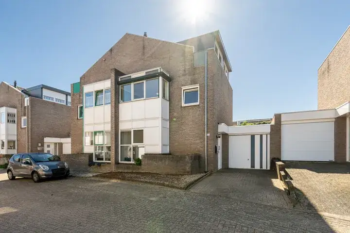 Terraced house for sale: Op der Graaf 29, Nieuwenhagerheide Landgraaf