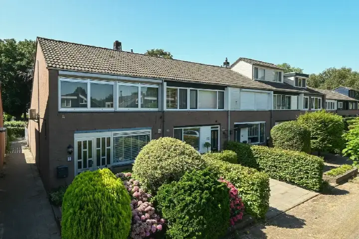 Corner house for sale: Opaal 9, Hofland Mijdrecht