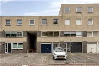 Corner house for sale: Opera 35, Westerwatering Zuid Zaandam