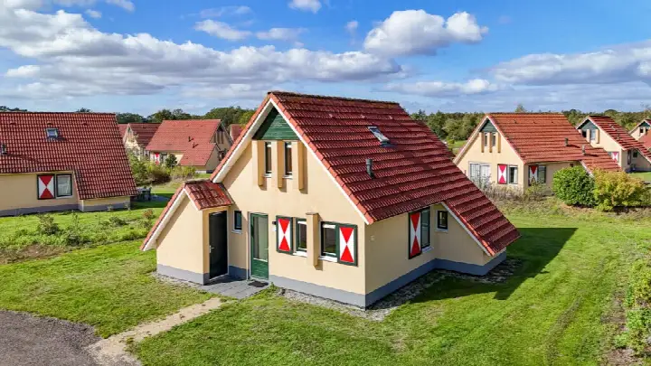 Vrijstaande woning te koop: Oranjekanaal NZ 10-0021, Verspreide huizen Wezuperbrug Wezuperbrug