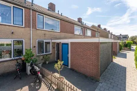 Tussenwoning te koop: Oranjelaan 118, Frederiksoord-Noord Rijnsburg