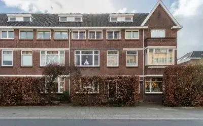 Terraced house for sale: Oranjepark 34, Park Merwestein en omgeving Dordrecht