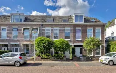 Tussenwoning te koop: Oranjestraat 8, Hazeveld Alphen Aan Den Rijn
