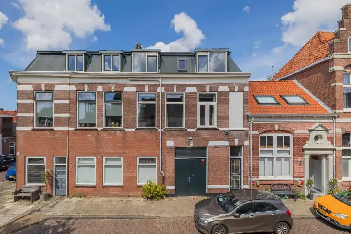 Apartment for sale: Oranjestraat 87ZW, Leidsebuurt-oost Haarlem