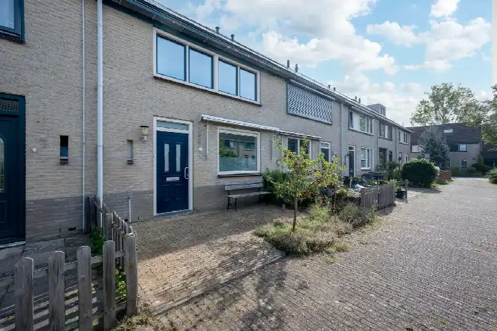 Woning te huur: Orchideestraat, Bloemenbuurt West Almere