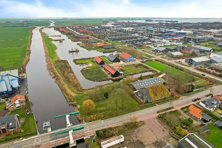 Vrijstaande woning te koop: Osingahuzen 22, Verspreide huizen Heeg Heeg