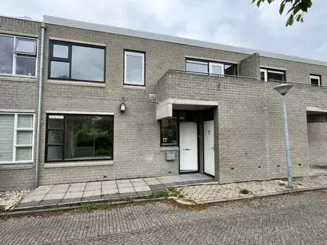Tussenwoning te koop: Ossenweide 17, Risdam-Noord - Buurt 21 01 Zwaag