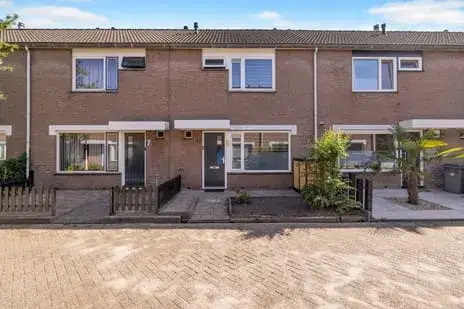 Tussenwoning te koop: Ossenweide 5, Seghwaert-Noord-Oost Zoetermeer