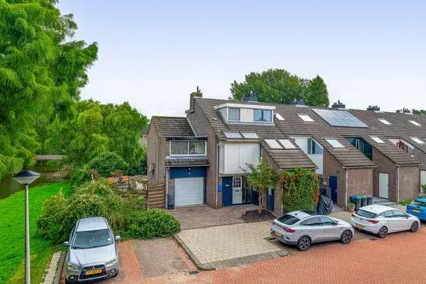 Hoekwoning te koop: Ottersveen 458, Ottersveen Spijkenisse