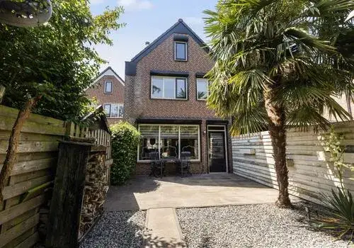 Tussenwoning te koop: Otwardplaats 19, Hoevelaken-Overhorst Hoevelaken