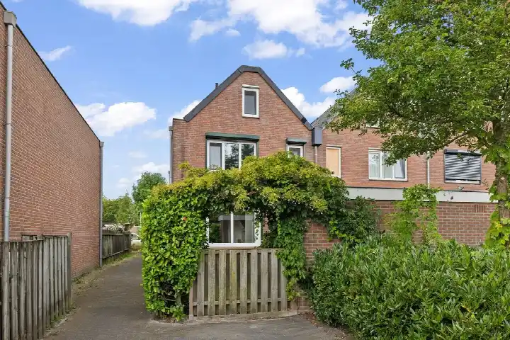 Hoekwoning te koop: Otwardplaats 8, Hoevelaken-Overhorst Hoevelaken