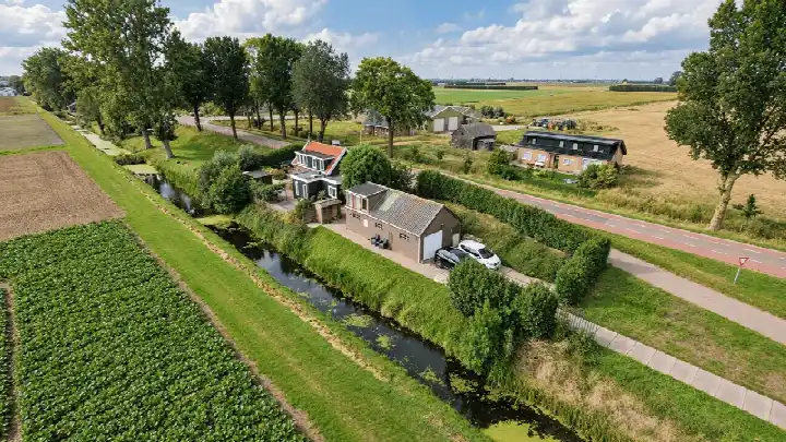Detached house for sale: Oud-Cromstrijensedijk OZ 103, Klaaswaal Buitengebied Klaaswaal