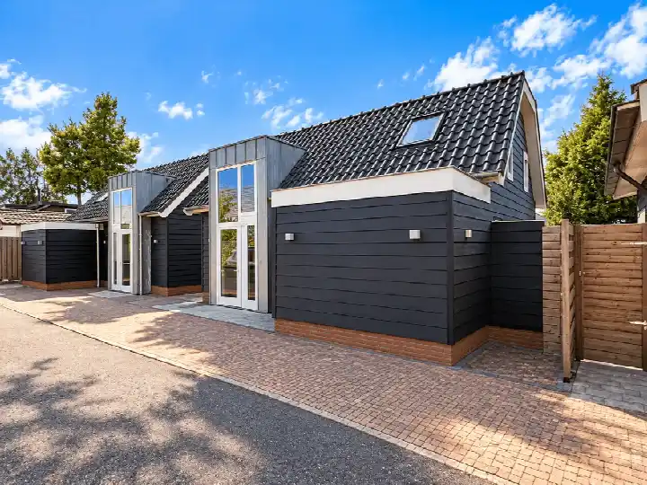 Detached house for sale: Oud-Loosdrechtsedijk 113CAA5, Oud-Loosdrecht Loosdrecht