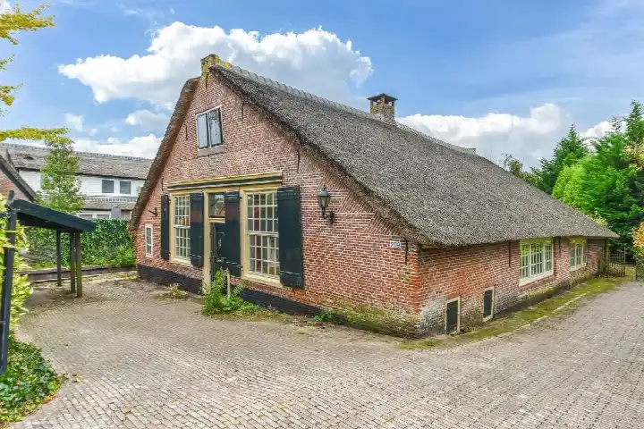 Vrijstaande woning te koop: Oud-Loosdrechtsedijk 209, Oud-Loosdrecht Loosdrecht