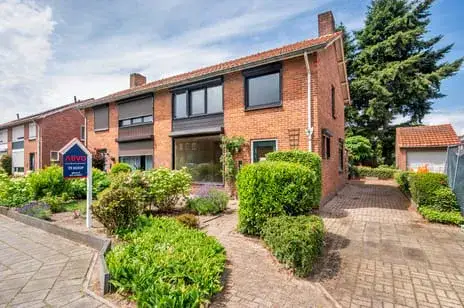 Semi-detached for sale: Oude Baan 17, Reuver Reuver
