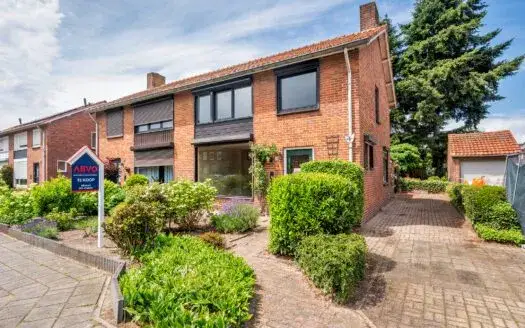 Semi-detached for sale: Oude Baan 17, Reuver Reuver