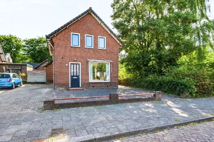 Detached house for sale: Oude Beekbergerweg 123, Vogelkwartier Apeldoorn