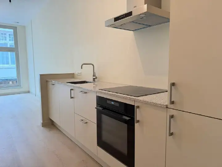 Appartement te huur: Oude Binnenweg 105A-01, Cool Rotterdam
