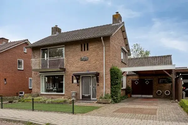 Vrijstaande woning te koop: Oude Dijk 12, Klokkenberg Denekamp