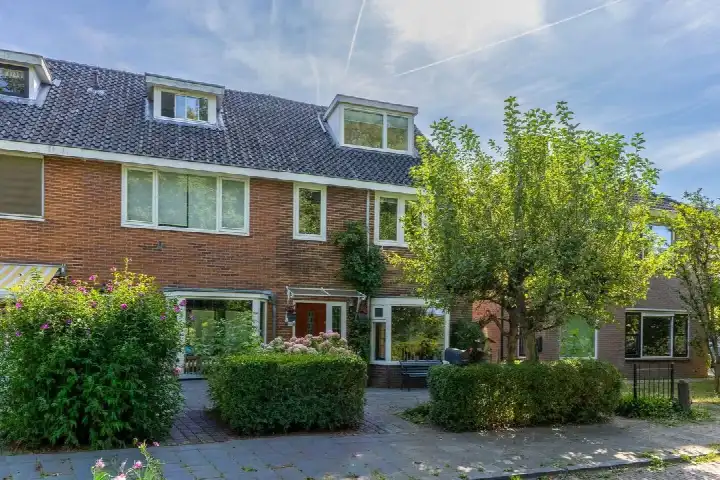 Hoekwoning te koop: Oude Houtensepad 42, Watervogelbuurt Utrecht
