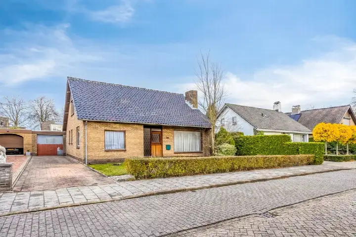 Detached house for sale: Oude Polderstraat 44, Dullaert Hulst