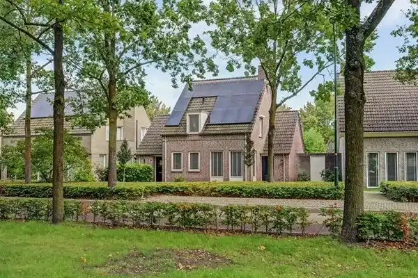 Vrijstaande woning te koop: Oude Provincialeweg 18, Hapert Noord Hapert
