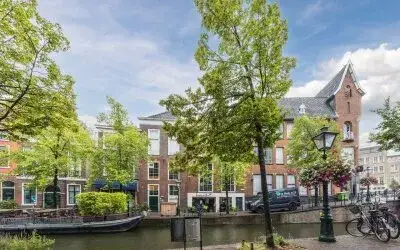 Appartement te koop: Oude Rijn 1E, Pancras-West Leiden