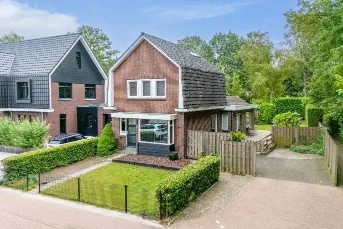 Vrijstaande woning te koop: Oude Rossumerstraat 3, De Essen Oldenzaal