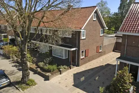 Corner house for sale: Oude Vlijmenseweg 49, Deuteren 'S-Hertogenbosch