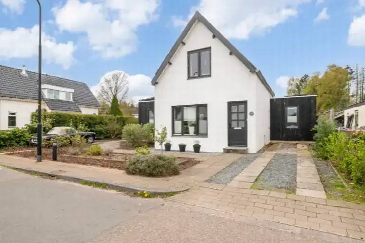 Vrijstaande woning te koop: Oude Zwolseweg 43, Agrarischgebied Wenum Wenum Wiesel