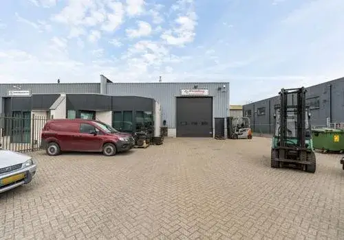 Twee-onder-één-kap te huur: Oude Graaf 5A, Industrieterrein Boshoverheide Weert