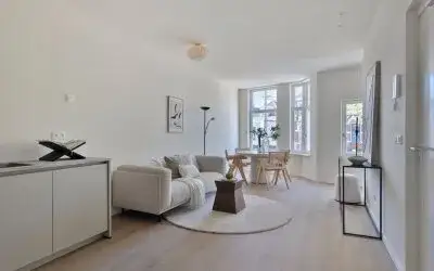 Appartement te koop: Oudedijk 157B01, Kralingen West Rotterdam
