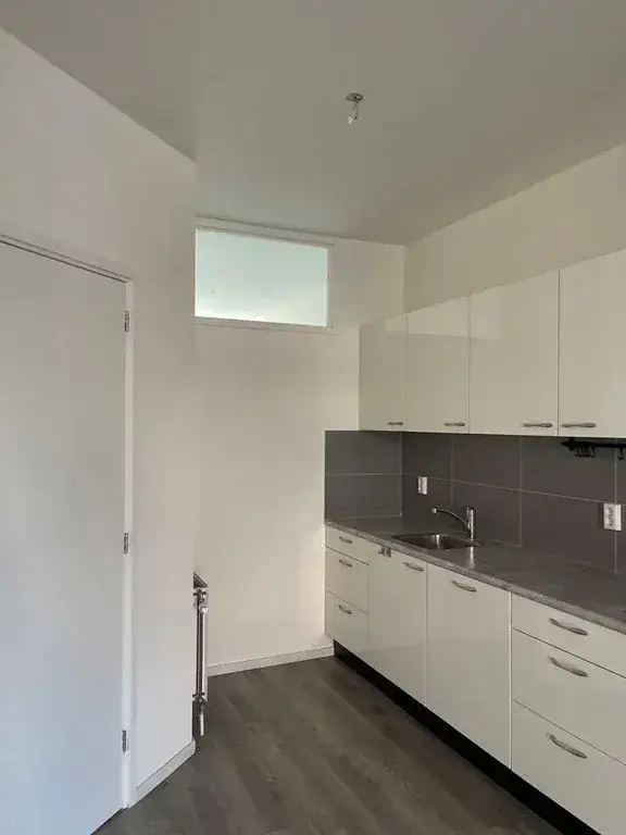 Apartment for rent: Oudedijk 188A, Kralingen West Rotterdam