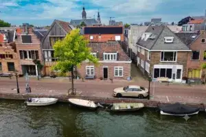 Terraced house for sale: Oudegracht 46, Binnenstad-Oost Alkmaar