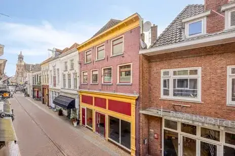 Tussenwoning te koop: Oudestraat 210, Binnenstad Kampen Kampen