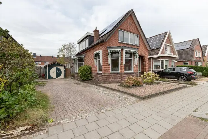 Vrijstaande woning te koop: Oudewerfslaan 56, Zeeheldenbuurt Winschoten
