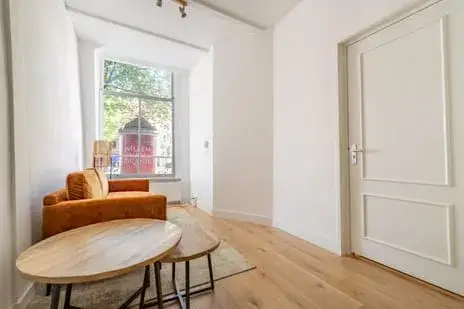 Apartment for sale: Oudezijds Voorburgwal 171A, Burgwallen-Oost Amsterdam
